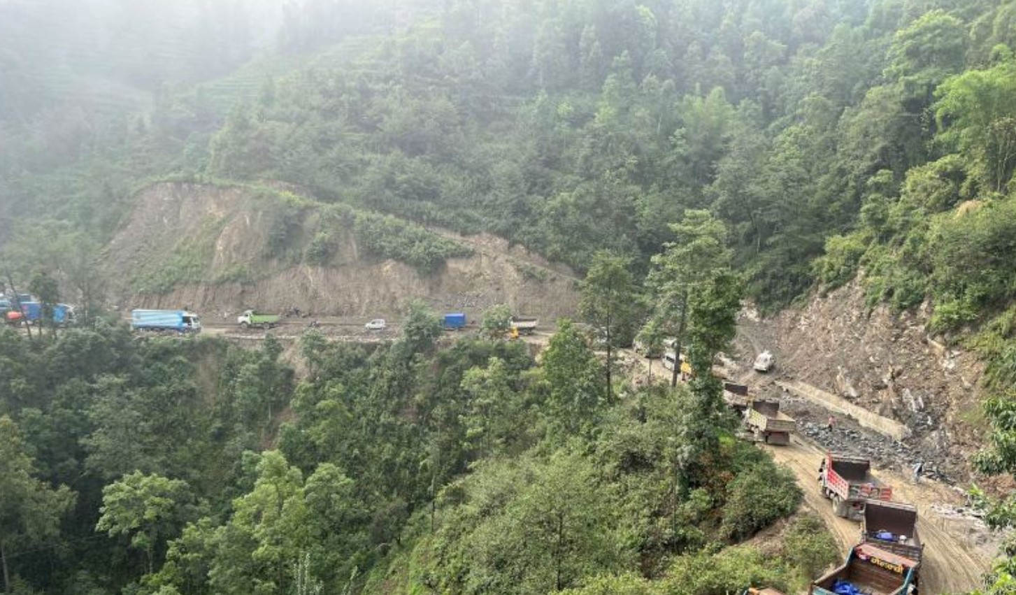 ‘डाइभर्सन’ बगाउँदा कान्ति लोकपथ अवरुद्ध