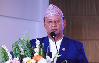 सर्वोच्च अदालतको आदेश: कांग्रेस नेता दीपक खड्कालाई थुनामै राख्न निर्देशन