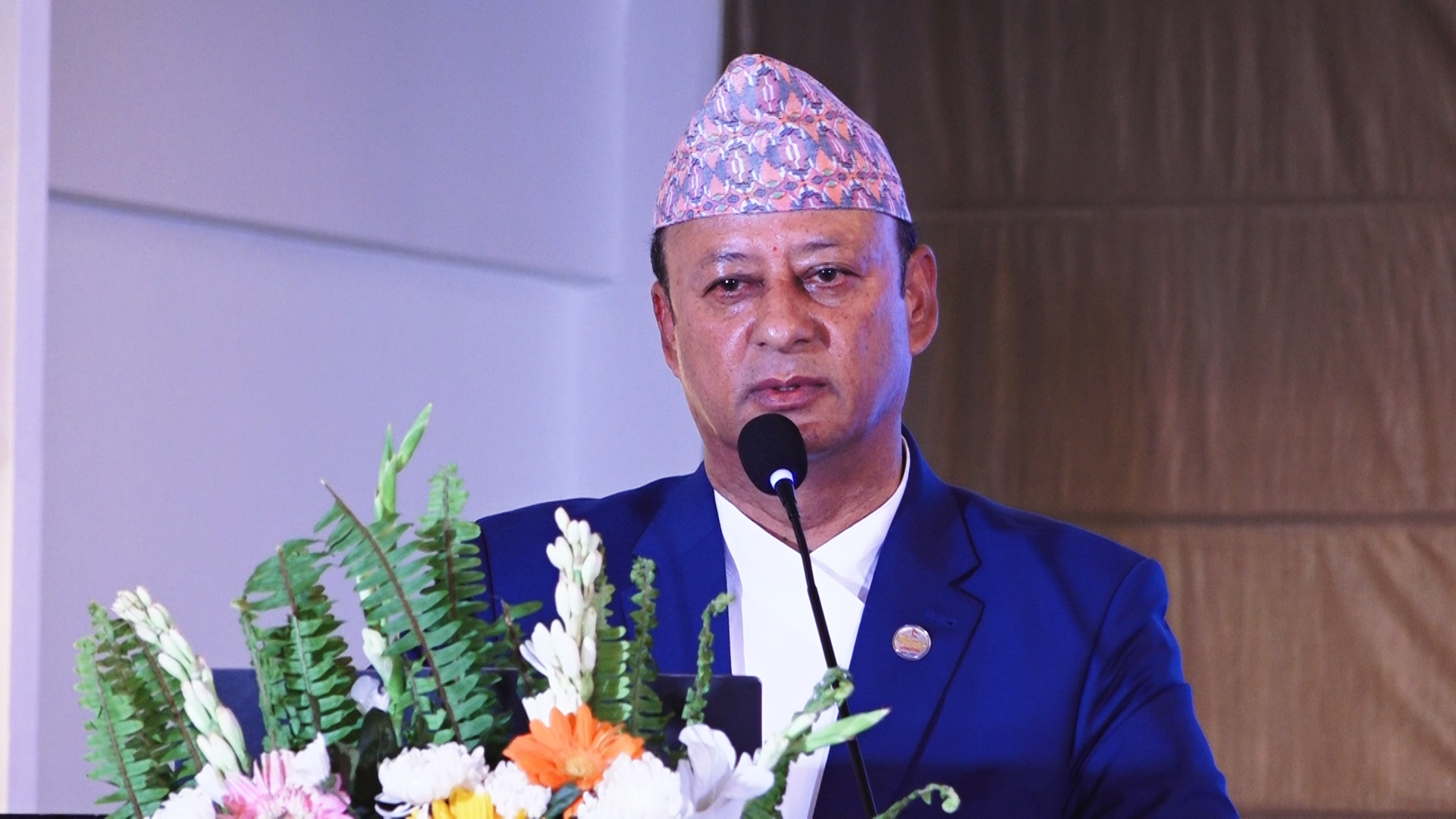 सर्वोच्च अदालतको आदेश: कांग्रेस नेता दीपक खड्कालाई थुनामै राख्न निर्देशन