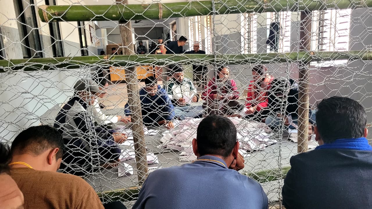 रामेछापमा ढिलो गरी मतगणना सुरु