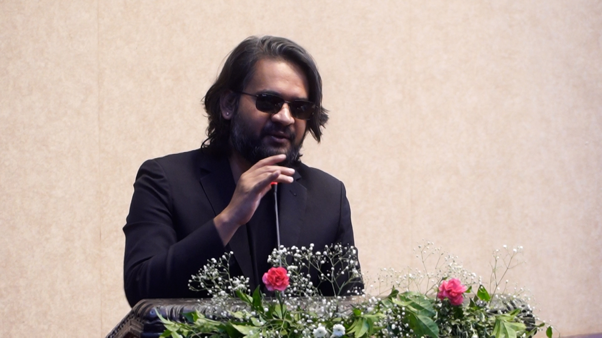 झापा–५ मा भारी मतले बालेन अगाडि