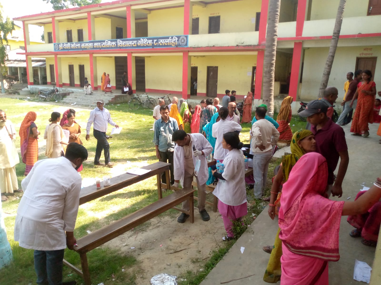 सर्लाहीमा विशेषज्ञसहितको नि:शुल्क स्वास्थ्य शिविर : हजारभन्दा बढी लाभान्वित